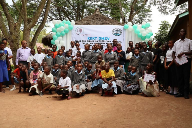 Les Écoles Tanzaniennes célèbrent la Journée des Enfants Africains